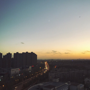 我的大鸡巴喜欢操日本女人的嫩骚逼
